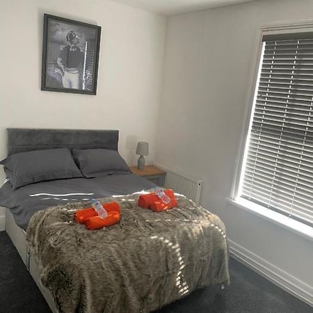 Villa Fifty Shades à York Extérieur photo